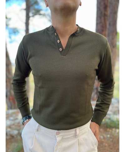 Sweter męski Henley z bawełny w prążki - Zieleń militarna