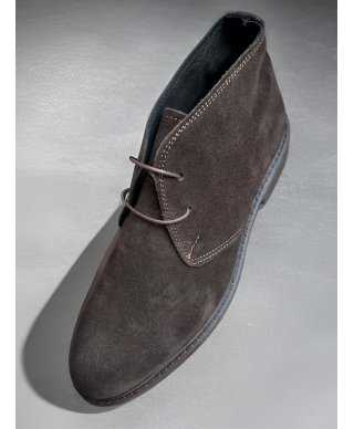 Buty męskie, model chukka - Brązowe - Zamszowe - Made in Italy