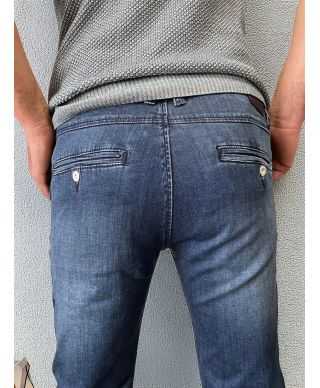 Stylowe spodnie męskie slim jeansowe w kolorze denim