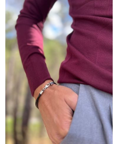 Sweter męski z golfem - Bordowy - Key Jey