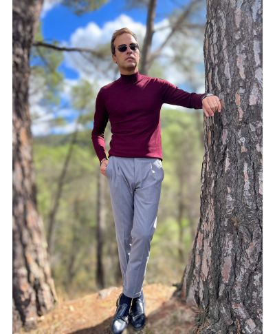 Sweter męski z golfem - Bordowy - Key Jey