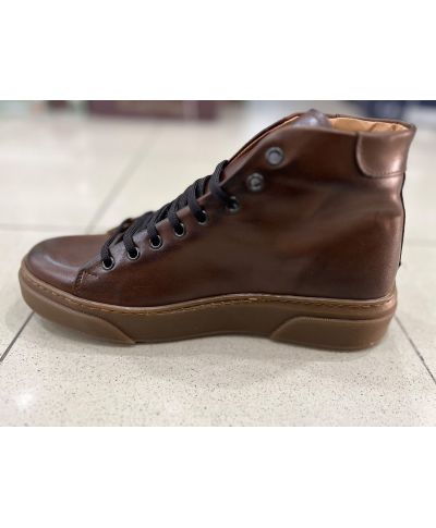 Brązowe skórzane sneakersy męskie - Antypoślizgowa podeszwa - Made in Italy