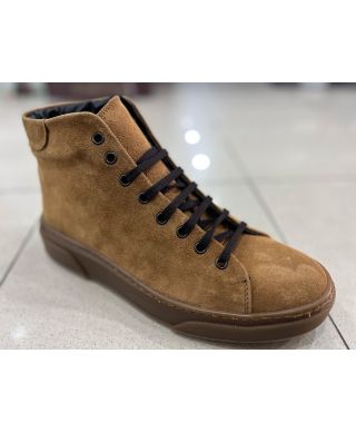 Męskie sneakersy - Zamszowa skóra – Wysoki model, podeszwa antypoślizgowa - Made in Italy