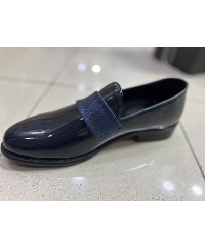 Granatowe mokasyny męskie ze skóry – Elegancja na wyjątkowe okazje - Made in Italy
