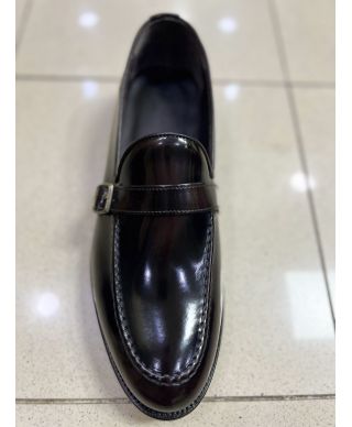 Eleganckie mokasyny męskie z klamrą – model Henrik