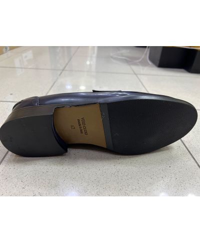 Czarne mokasyny męskie z ozdobną klamrą– eleganckie buty skórzane Made in Italy