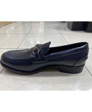 Czarne mokasyny męskie z ozdobną klamrą– eleganckie buty skórzane Made in Italy