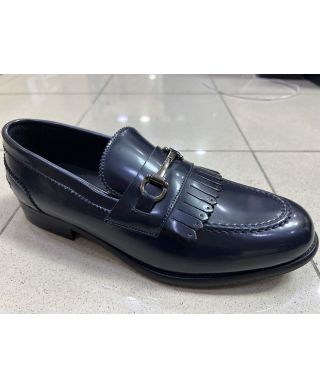Mokasyny męskie Loot z frędzlami i ozdobą metalową – Elegancja i włoski kunszt