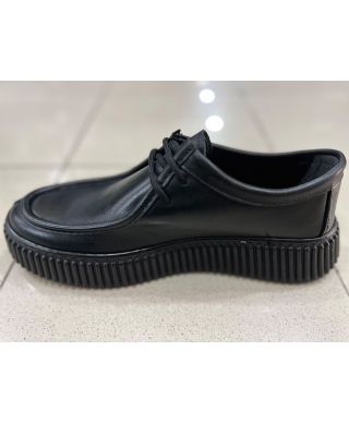 Skórzane buty wiązane Panzer – eleganckie czarne obuwie męskie Made in Italy