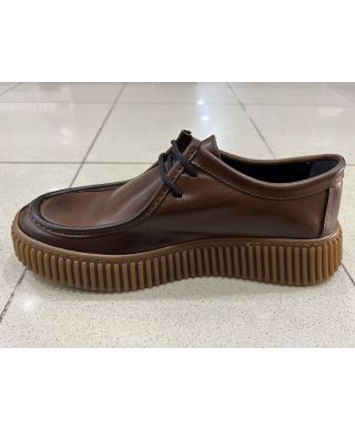 Skórzane buty wiązane Panzer – eleganckie czarne obuwie męskie Made in Italy