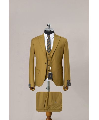 Abito uomo, cammello - Con gilet doppiopetto