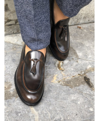 Buty męskie, brązowe - Ozdobne frędzle -Tassel Loafers - Made in Italy