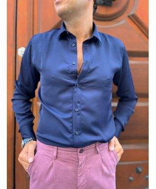 Pantaloni uomo rosa, Paul Miranda