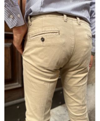 Spodnie męskie w kolorze beżowym - kej jey, model Chinos