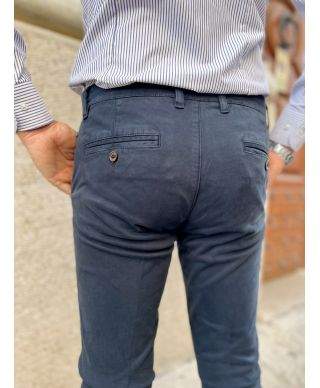 Spodnie męskie w kolorze granatowym - kej jey, model Chinos