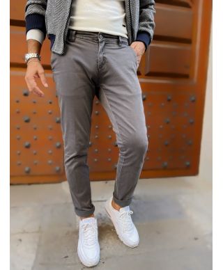 Spodnie męskie w kolorze szarym - kej jey, model Chinos