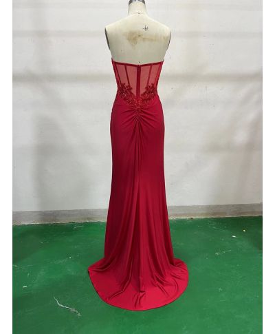 Abito da sera, lungo – Rosso - Corsetto in pizzo  - spacco profondo