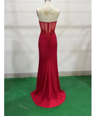 Abito da sera, lungo – Rosso - Corsetto in pizzo  - spacco profondo