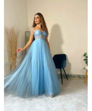 Vestito lungo elegante, azzurro - In tulle